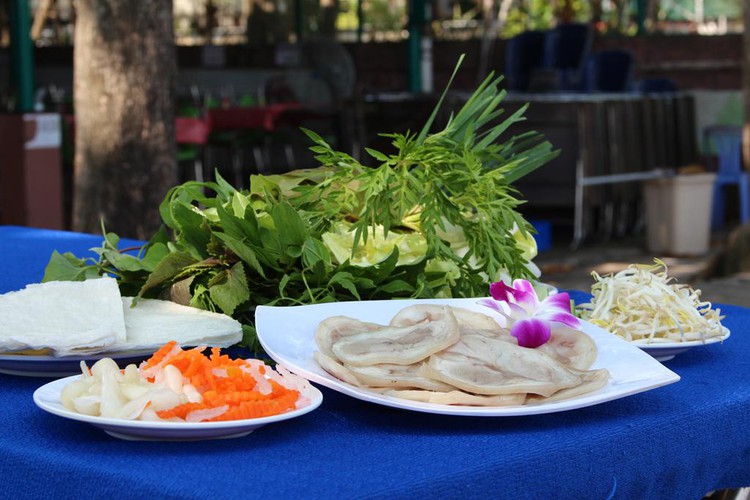 Hoang Ty Restaurant