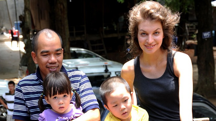 Vietnam not a bed of roses for foreign models