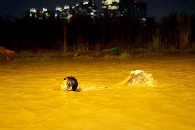 Torrential rain turns Ho Chi Minh City into ‘ocean’