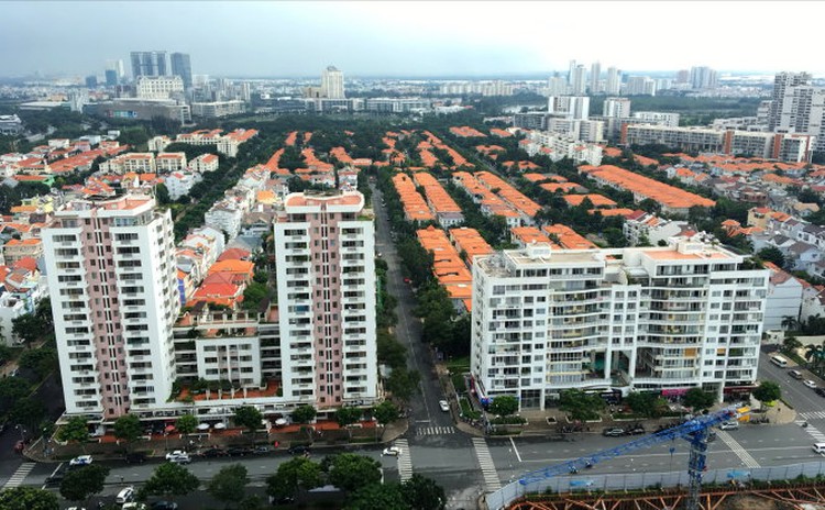 Vietnam mulls taxing multiple-house owners