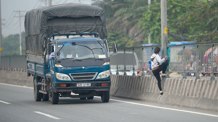 In Vietnam, self-discipline is a myth and traffic laws don’t matter
