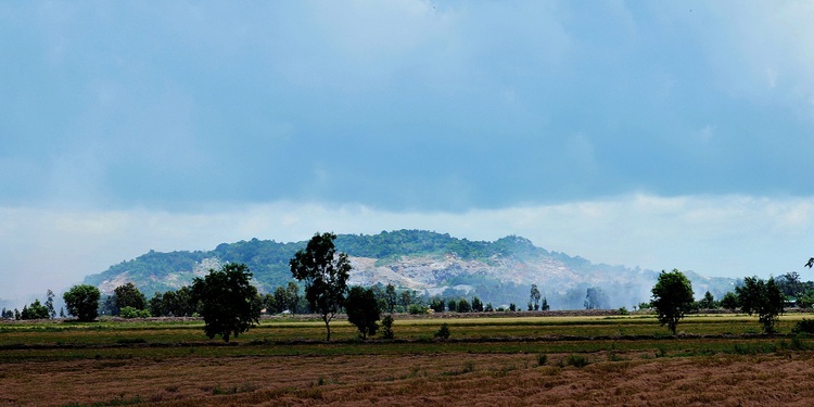 The sorrow of Hon Soc (Hon Dat – Kien Giang)