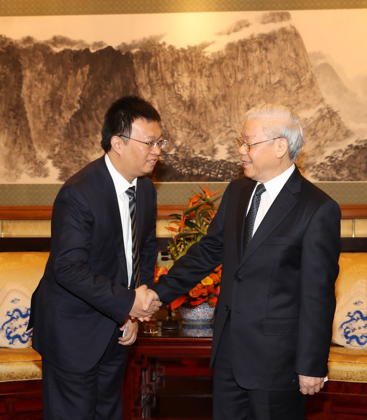 Vietnam Party chief seeks Chinese investment for sustainable development