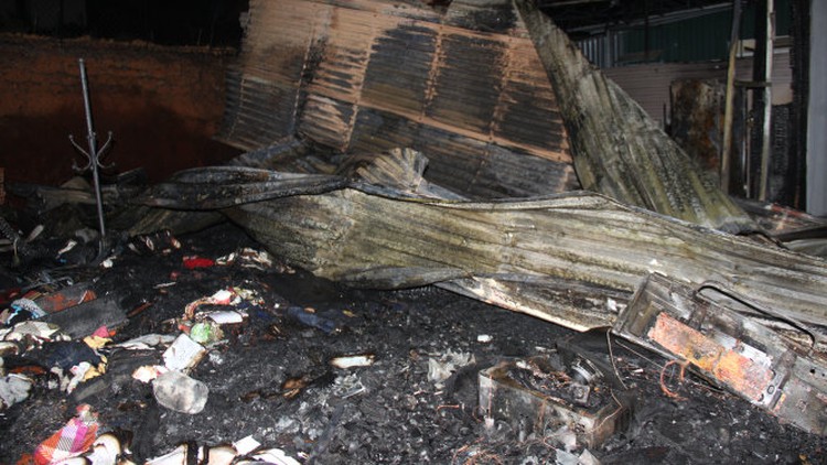 Bad parents and boiling Tet cakes = two kids died