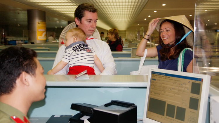Visitors from 40 countries can now apply for e-visas for Vietnam