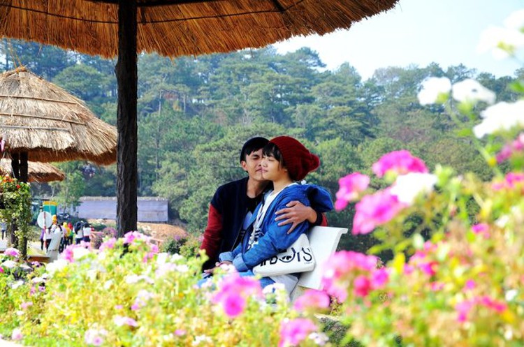 Valentine’s Day in Vietnam: A rose by any other name would smell as sweet
