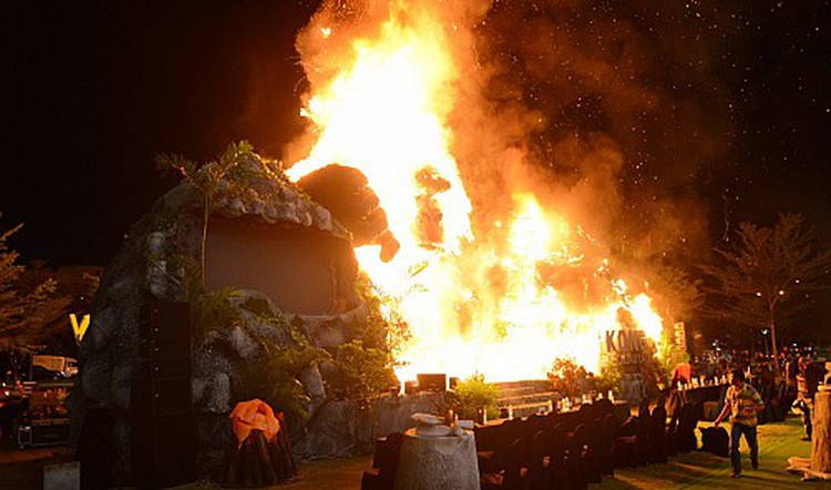 Dancers set Kong’s Vietnam premiere ceremony on fire, literally