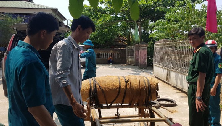 Six arrested for attempted sale of 300kg bomb in Quang Tri