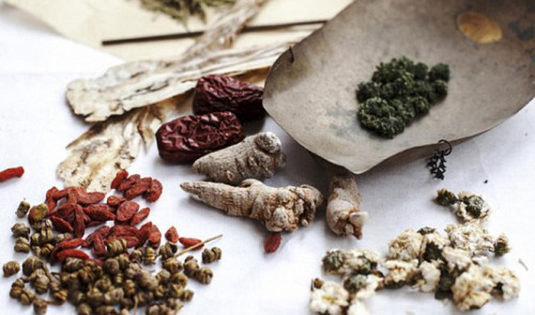 Poisoning from fake herbal medicine on the rise in Vietnam