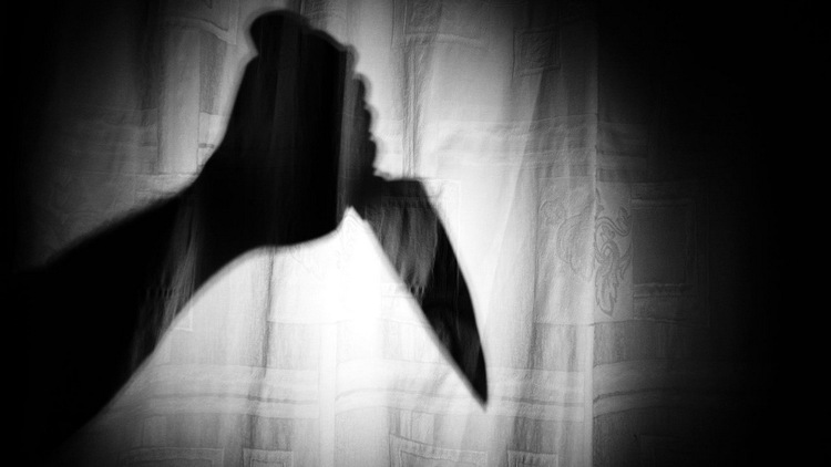 Jealous Vietnamese husband stabs wife to death in front of child
