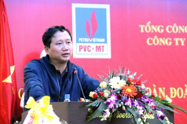 Fugitive ex-chairman of Vietnam state-run firm turns self in after a year