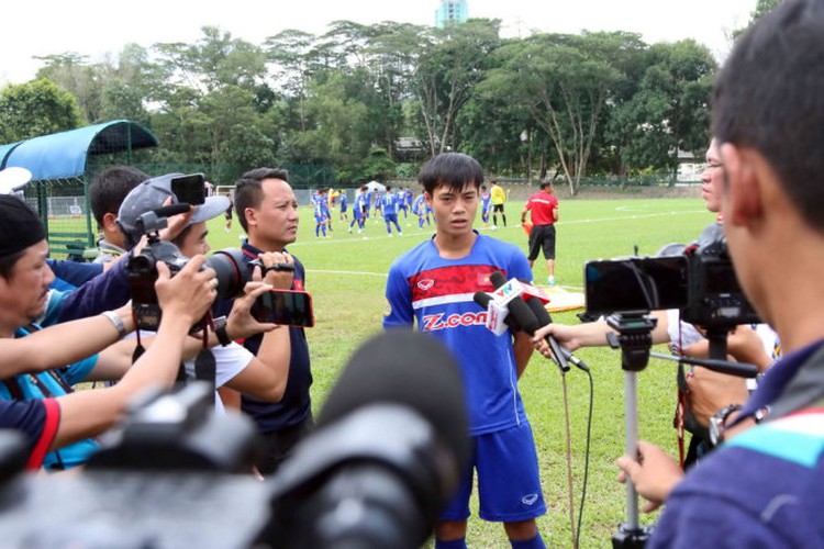 Vietnam men’s football team ready to change medal color at Southeast Asian Games