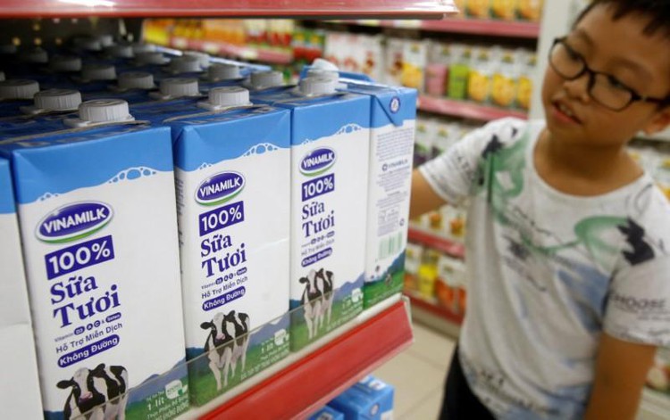 Vietnam plans to sell Vinamilk shares at 154,000 dong each: gov't