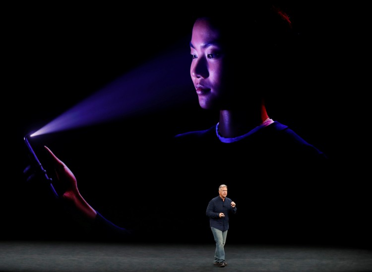 iPhone X to cost a fortune in Vietnam, even with me-too features