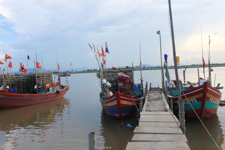 Storm Doksuri, most fierce in decade, strengthens en route to north-central Vietnam