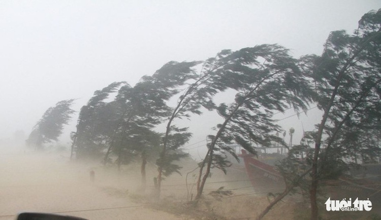 Nearly 60 flights canceled as Vietnam braces for storm Doksuri