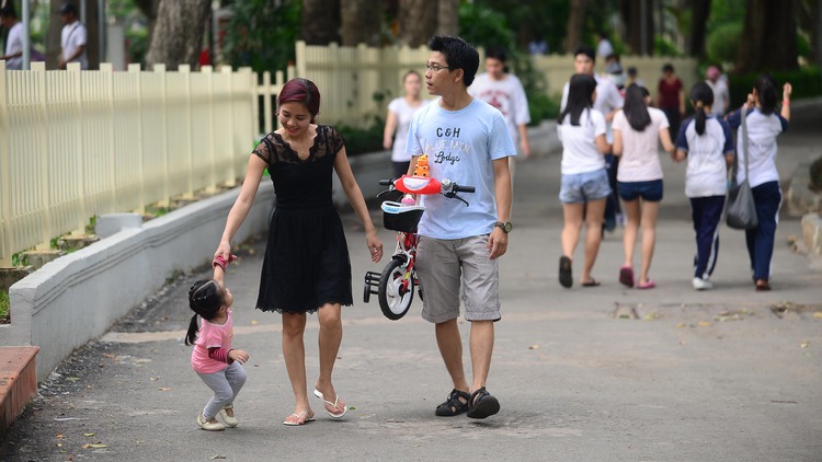 ​Vietnam scraps planned parenthood in revised population policy