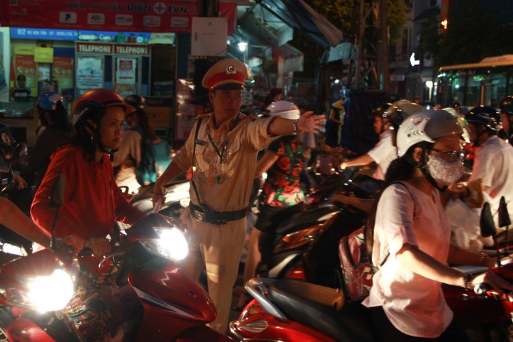Da Nang to block roads for APEC summit