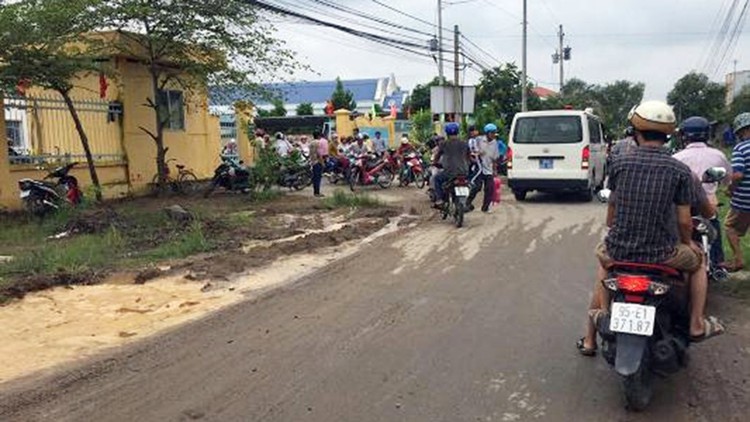 Nearly 500 Vietnamese primary students hospitalized after drinking free chocolate milk