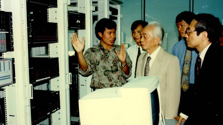 The Internet turns 20 in Vietnam – P3: The ‘semi-illegal’ era
