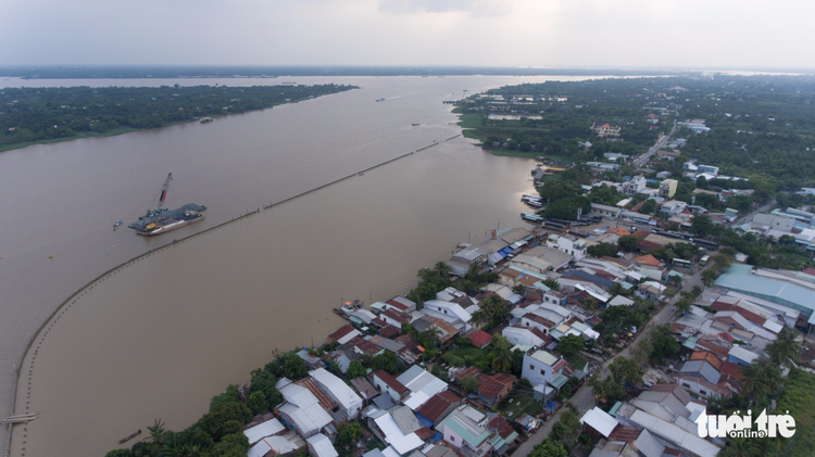 Vietnam ministry pulls plug on river-encroaching fruit park in Mekong Delta