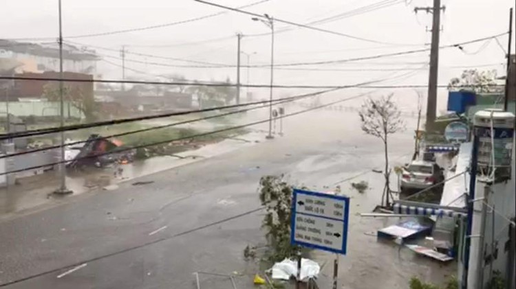 Death toll from typhoon in Vietnam rises to 27