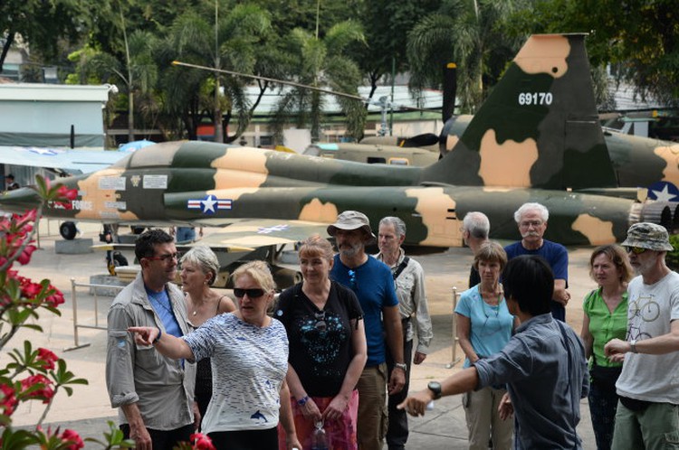 Breakfast @ Tuoi Tre News – November 5