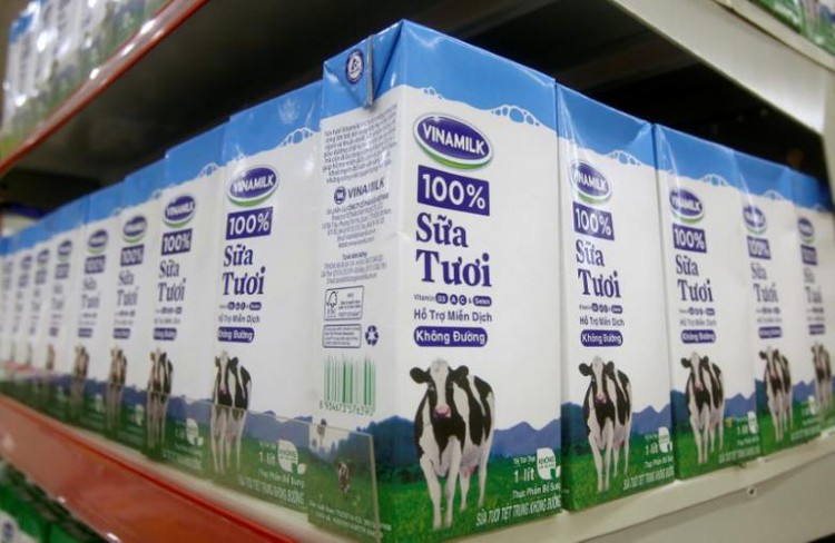 Jardine Cycle buys 5.5 pct stake in Vietnam's Vinamilk for $617 mln