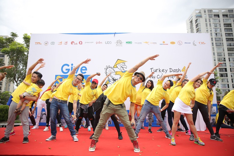5,000 to walk for children with cleft palate in Saigon this weekend