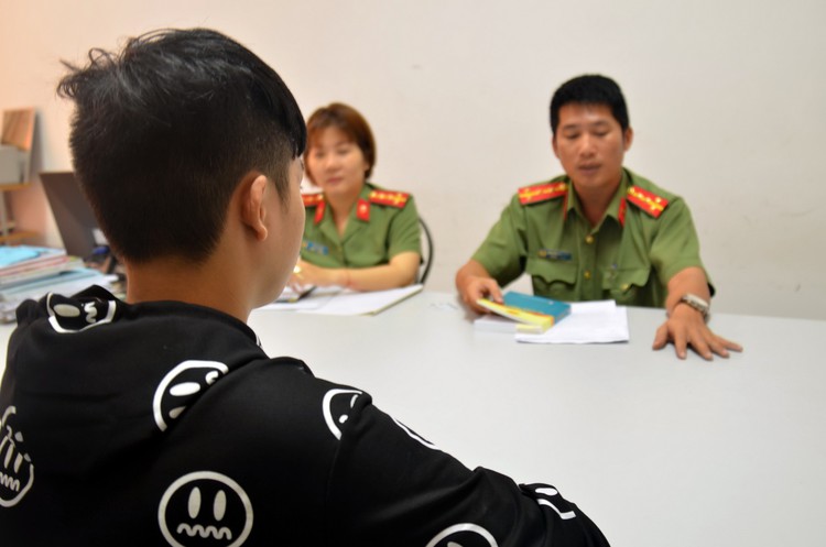 Youngster may be jailed for livestreaming in-theater Vietnamese blockbuster on Facebook