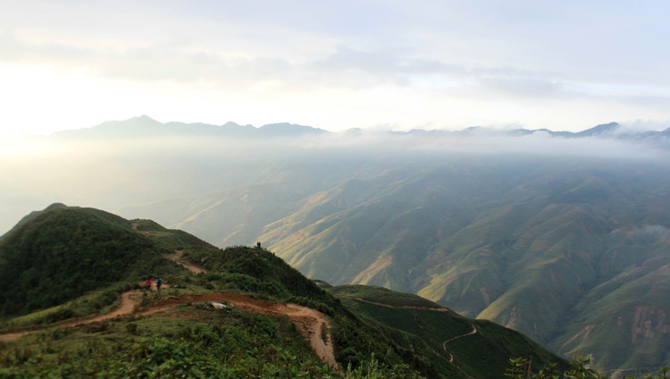 Cloud-hunting in northwestern Vietnam