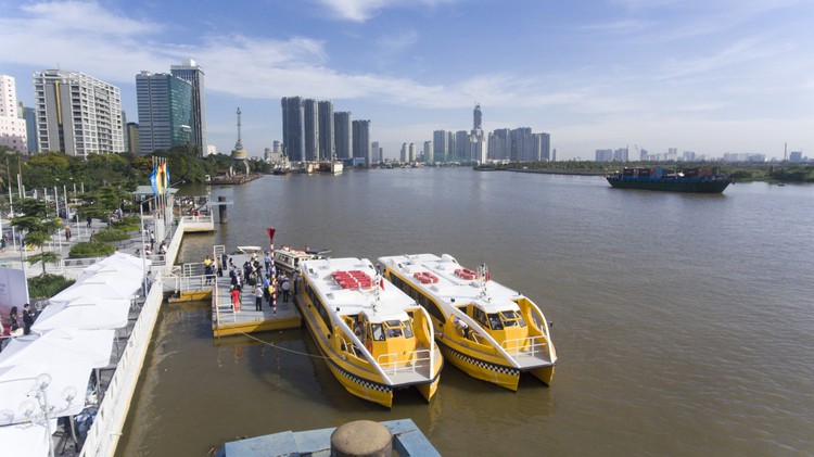 ​Ho Chi Minh City’s maiden water bus on first day of operation
