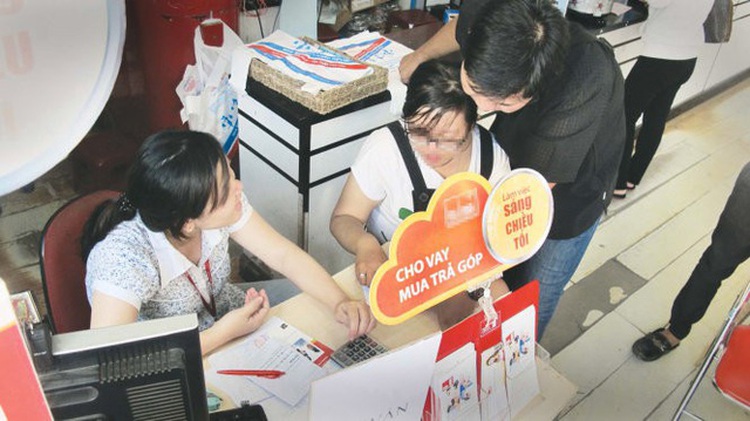 Whopping interest, no problem: Saigon consumers willing to borrow for personal spending