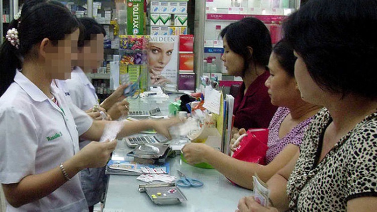 An average Vietnamese spends $56 on medicine in 2017: report