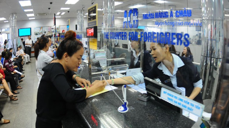 Standard Chartered offloads entire stake in Vietnam’s ACB