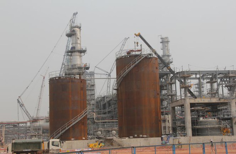 Vietnam’s $9bn refinery hit by technical problem during test run