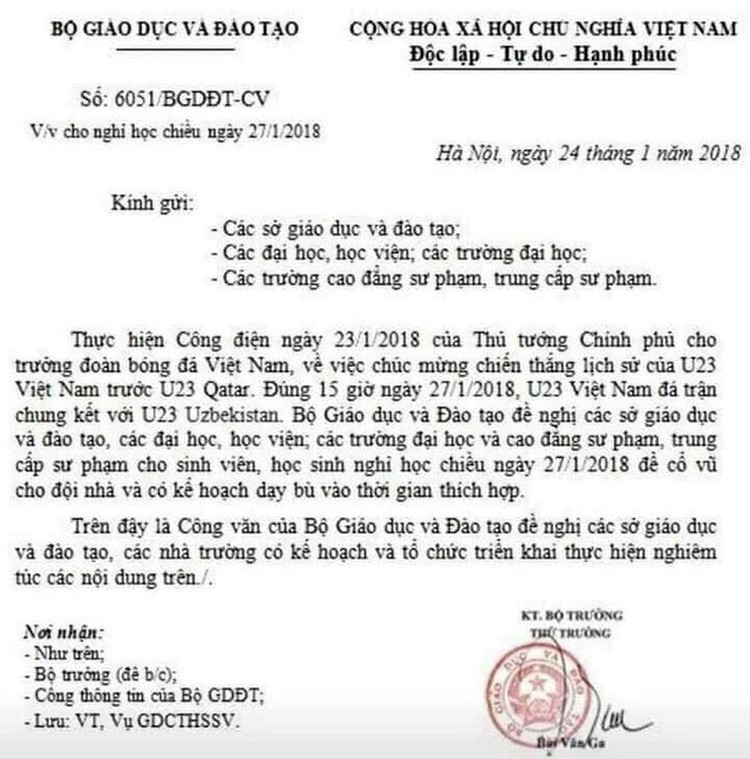 Dispatch giving Vietnam students afternoon off to watch AFC U23 final a fake: ministry