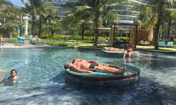 Number of international tourists in Vietnam increases in early 2018