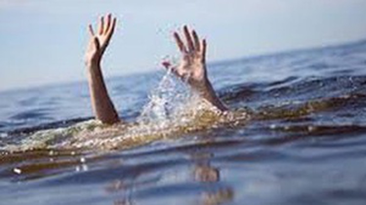 Four killed as boat capsizes in northern Vietnam