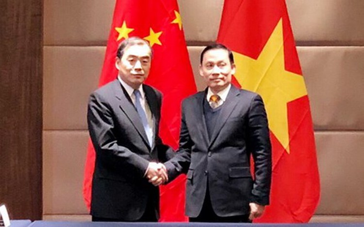 China to boost non-refundable aid for Vietnam