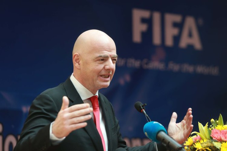 ​FIFA president hails Vietnam’s football development, pledges increased support