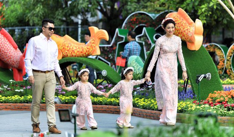 Tet is the time for family, friends in Vietnam