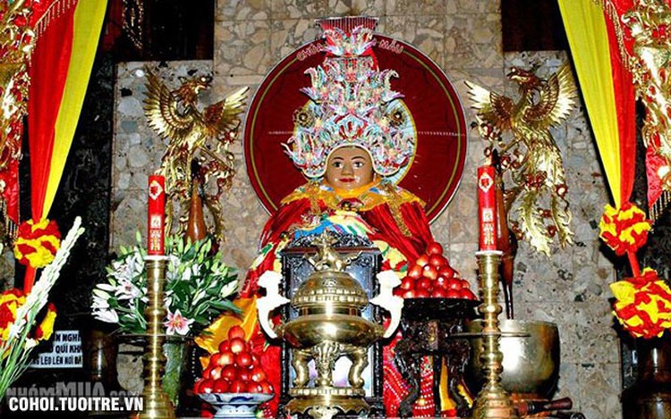Fury over replica of ‘sacred’ statue of Vietnamese goddess