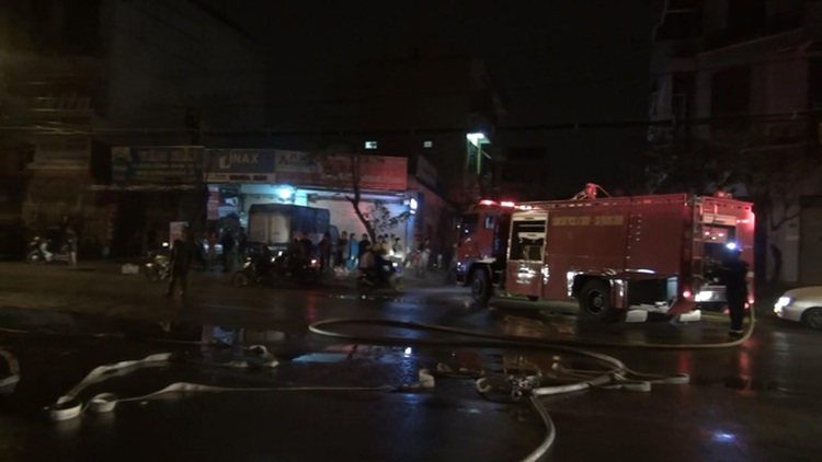 Fire engulfs VPBank office in north-central Vietnam