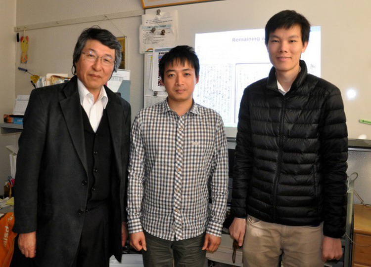 Vietnamese students win artificial intelligence contest in Japan