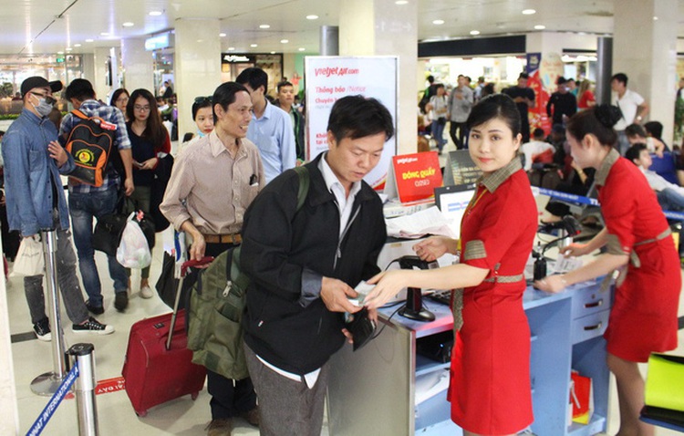 Vietnam agents warn against buying third-party air tickets booked with stolen credit cards
