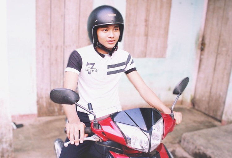Vietnamese high-schooler makes breathalyzer that preempts drunken driving