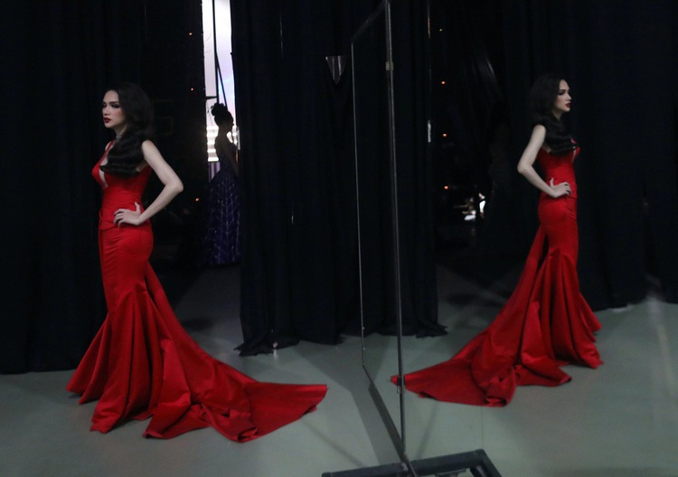 ​Vietnamese singer wins int’l transgender beauty pageant in Thailand