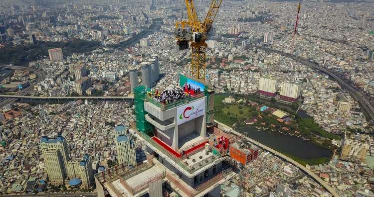 Topping out ceremony held for Vietnam’s tallest tower