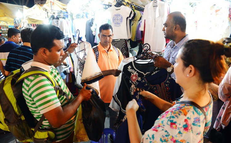 Foreign tourists with fat wallets have no idea where to spend in Vietnam: insiders